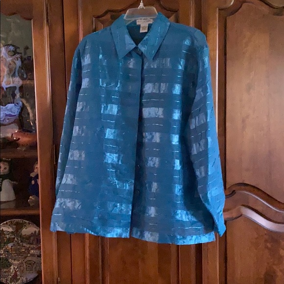 NWOT Button up blouse - Picture 1 of 5